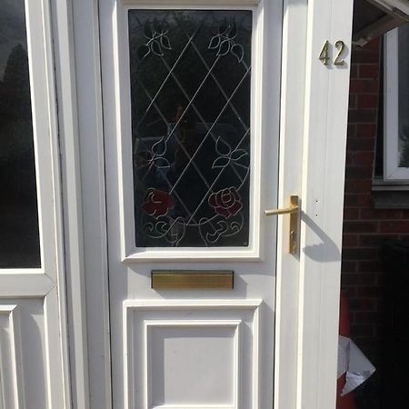 Eastbourne Late check in available Appartamento Polegate Esterno foto